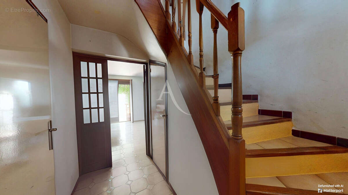 Maison à VILLENEUVE-LA-GARENNE