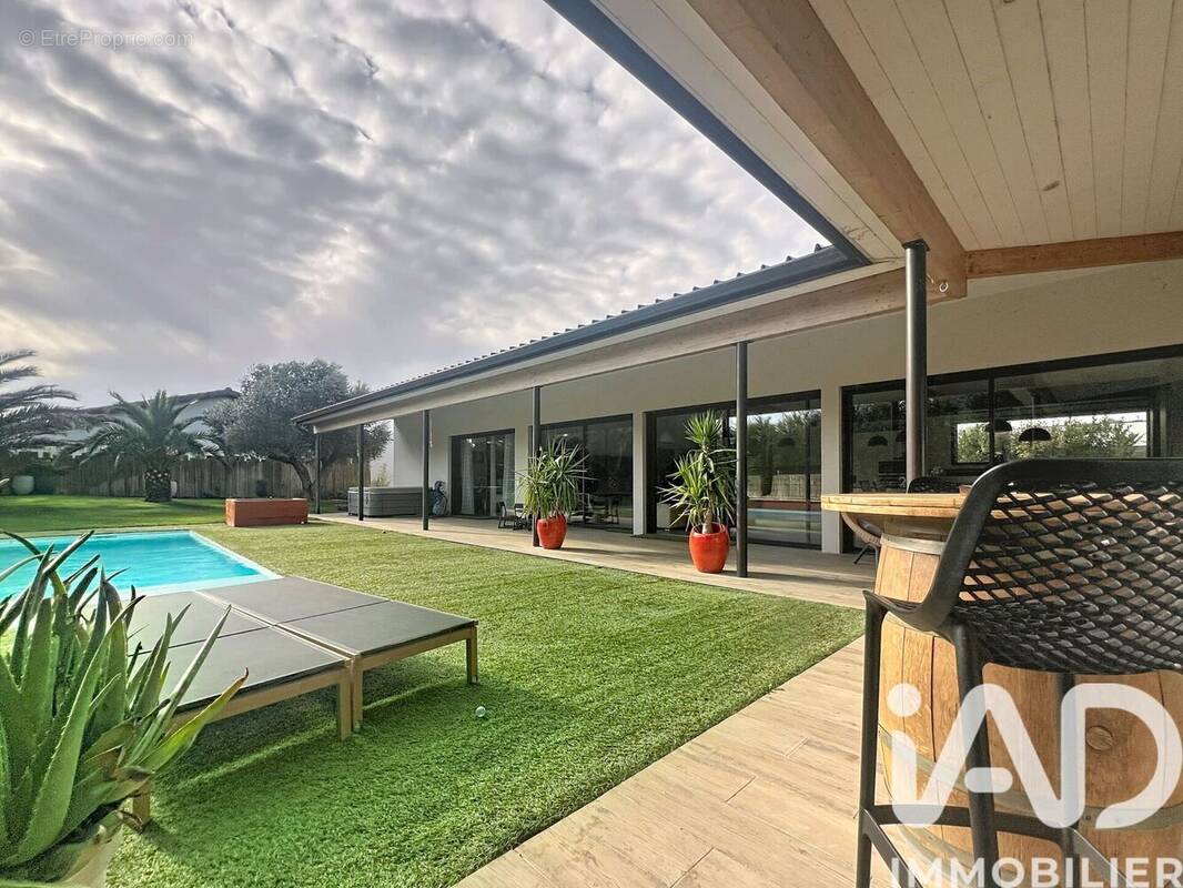 Photo 1 - Maison à CUGNAUX