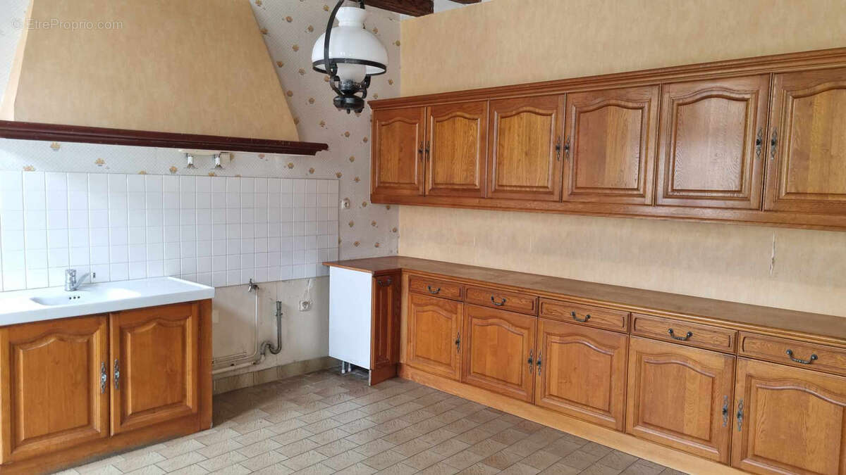 Maison à SAINT-CALAIS