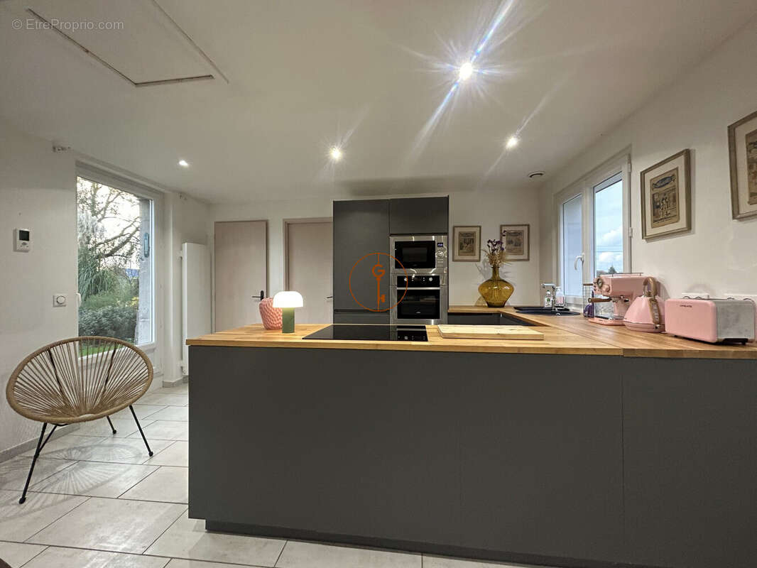 Maison à THIETREVILLE