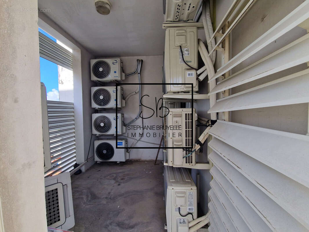 Commerce à FORT-DE-FRANCE