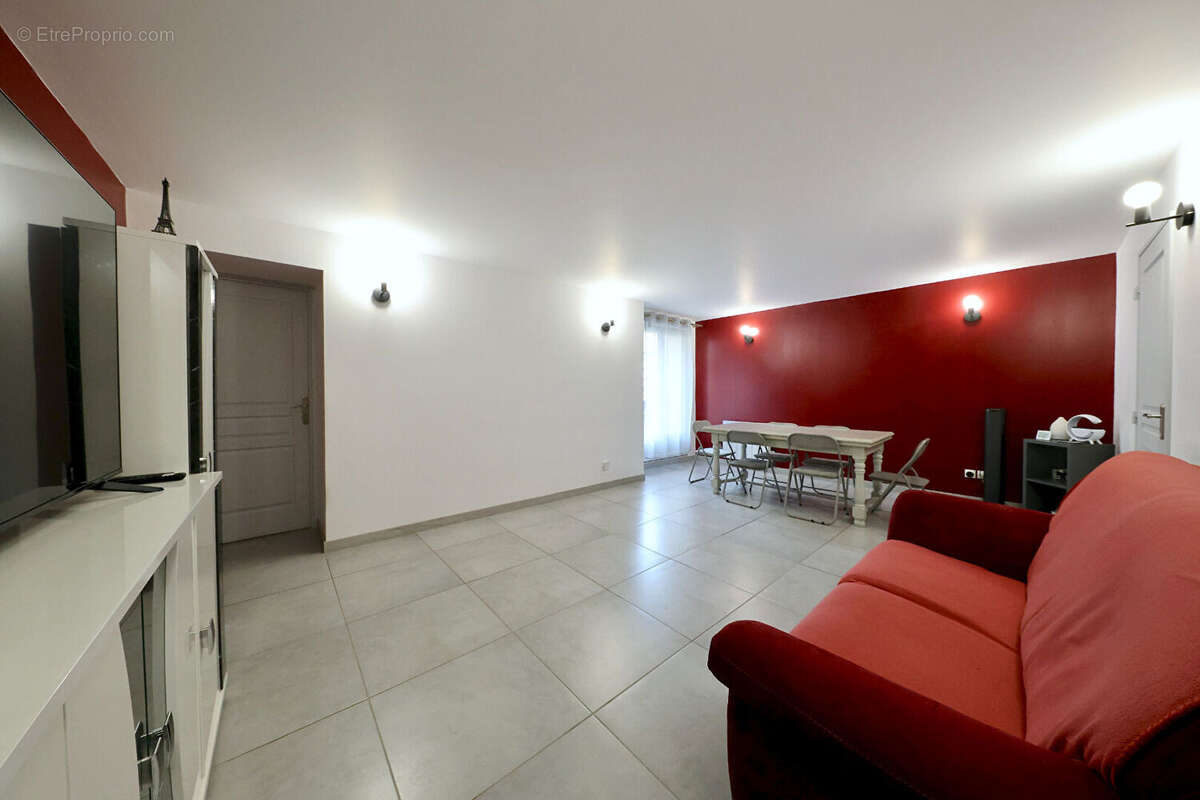 Maison à CORBEIL-ESSONNES