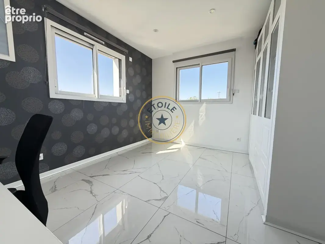 Montreuil-Juigné : maison T5 avec piscine à vendre - photo 10