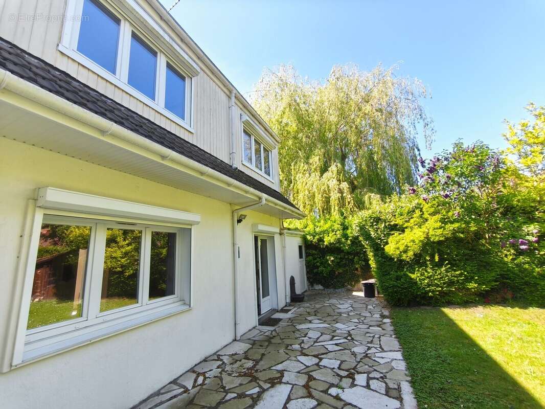 Maison à HENIN-BEAUMONT