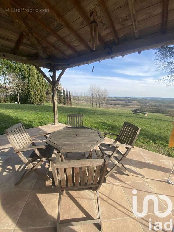 Maison 207 m² à Cestayrols  - photo 9