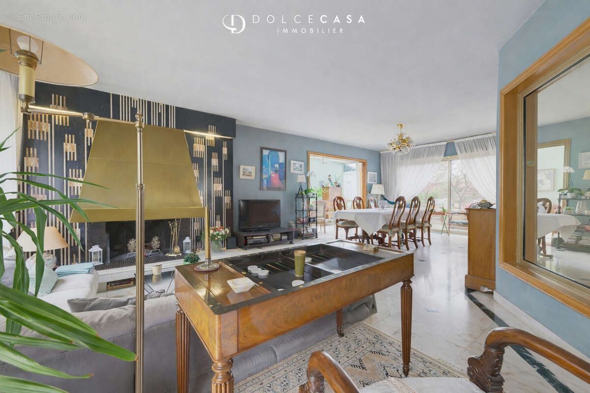 Maison à BRY-SUR-MARNE