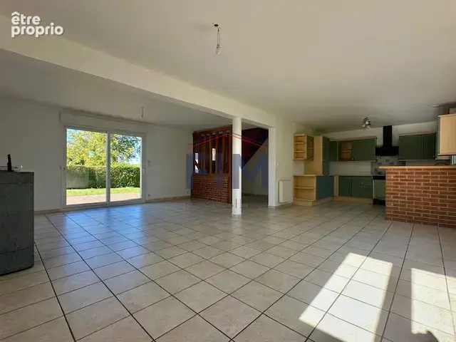 Maison 5 pièces 131 m² à vendre à Neufchatel-En-Bray (76270) - photo 2