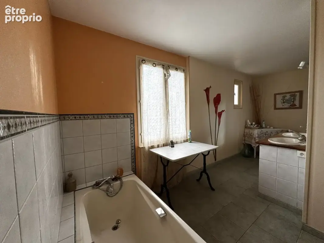 À acheter à Cuxac-D'Aude: Spacieuse  maison sur 2500m2 de terrain - photo 8