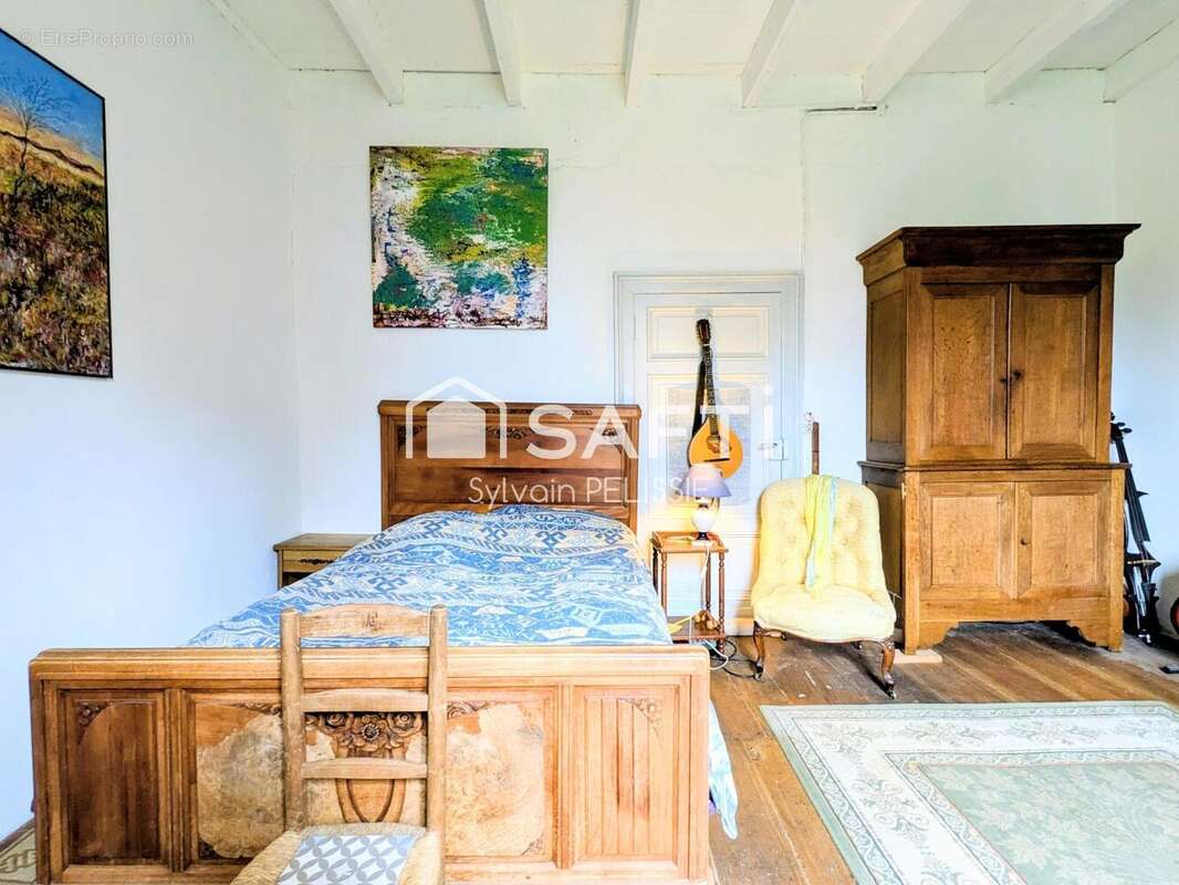 Maison 169 m² à Beauville  - photo 9