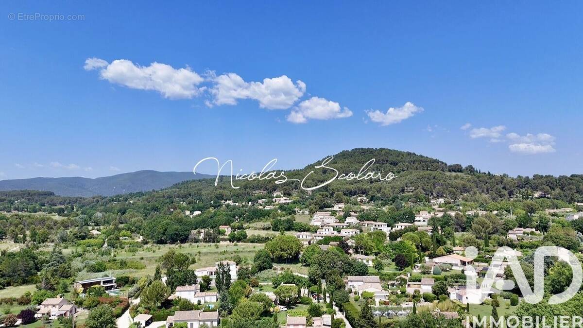 Photo 1 - Maison à CADENET