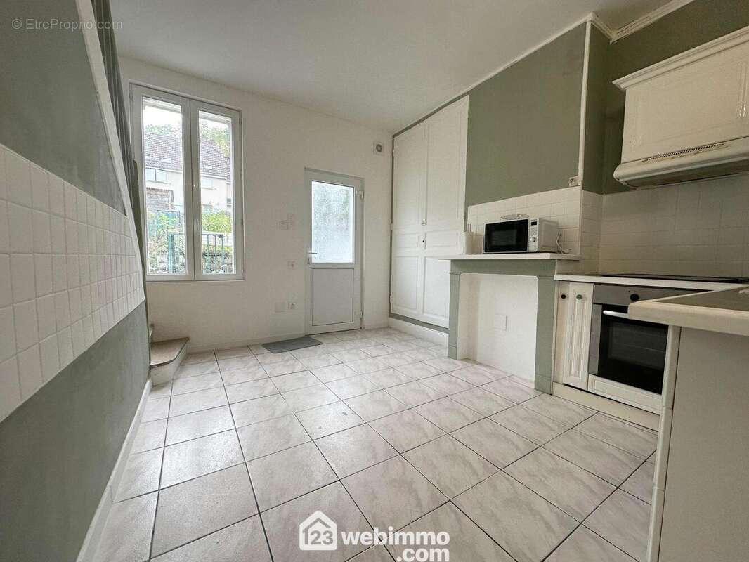 Vous apprécierez l'accès sur ... - Maison à LAON