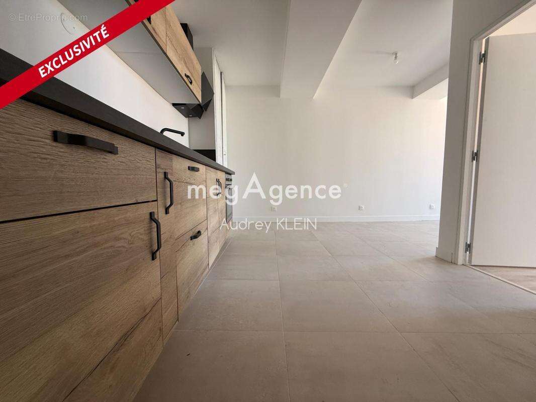 Appartement à COURSON-LES-CARRIERES