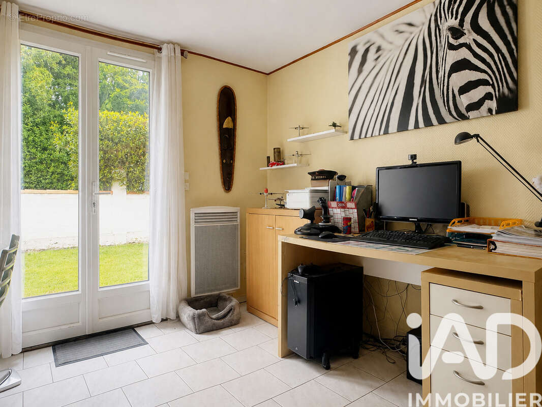 Photo 8 - Maison à VERINES