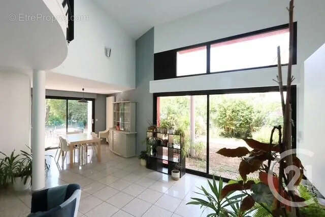 Maison 200 m² à Chalons-En-Champagne  - photo 5