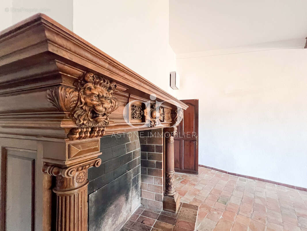 Appartement à LA CADIERE-D'AZUR