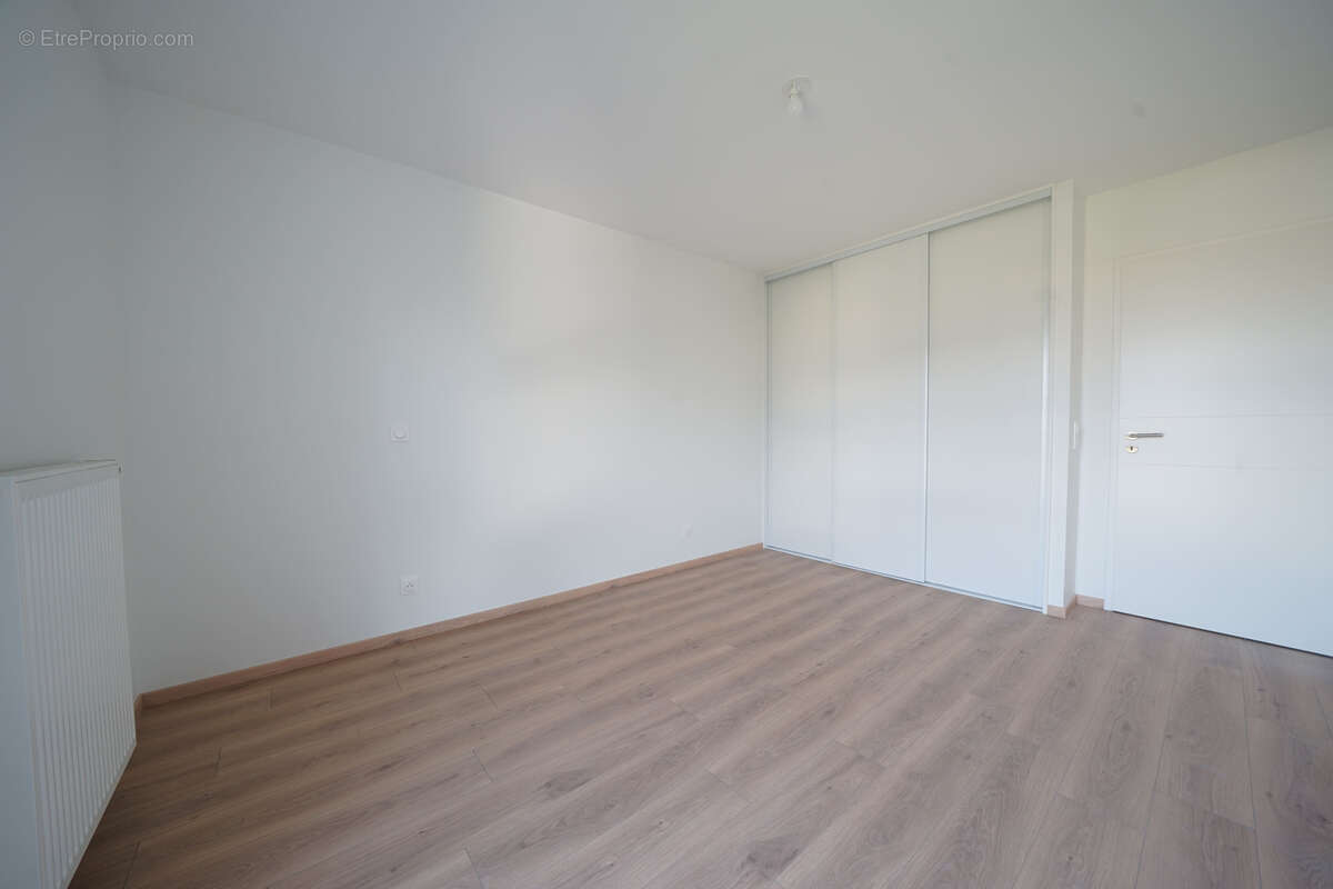 Appartement à SAINT-MARTIN-D'HERES