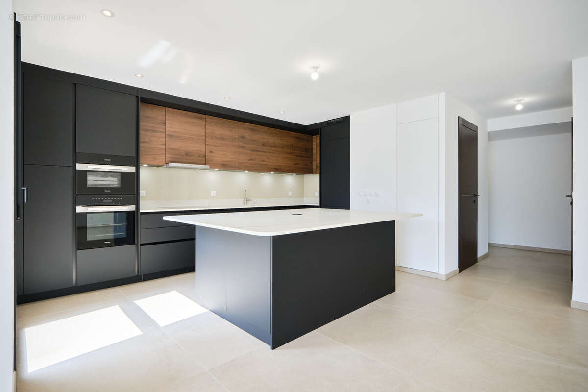 Appartement à ANNECY-LE-VIEUX