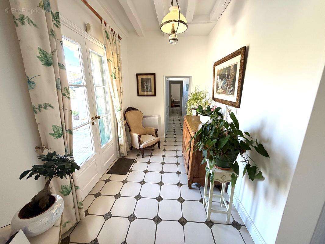 Maison à SAINT-GEORGES-DE-DIDONNE