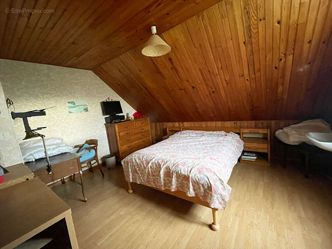 Maison à PLOMODIERN