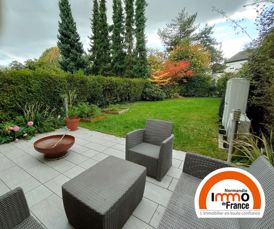 Maison à NOTRE-DAME-DE-GRAVENCHON