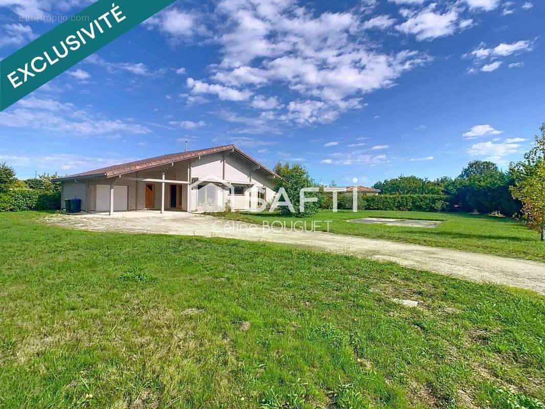 Photo 2 - Maison à MONTBETON