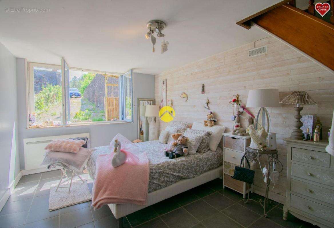 Maison à LE BUGUE