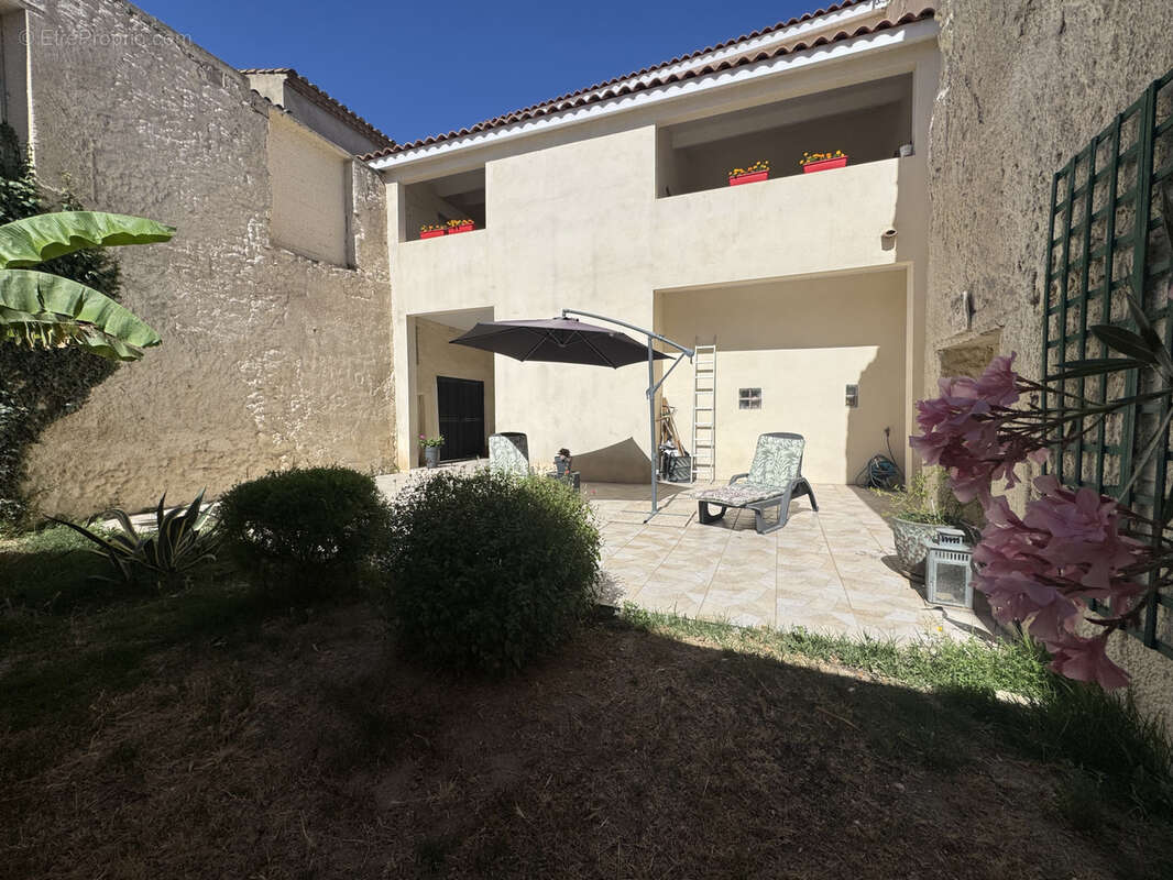 Appartement à COURSAN