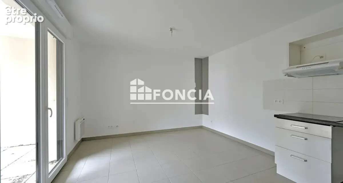 Coup de coeur assuré pour ce T2 avec double balcon et parking - photo 12