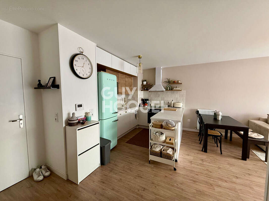 Appartement à ROSNY-SOUS-BOIS