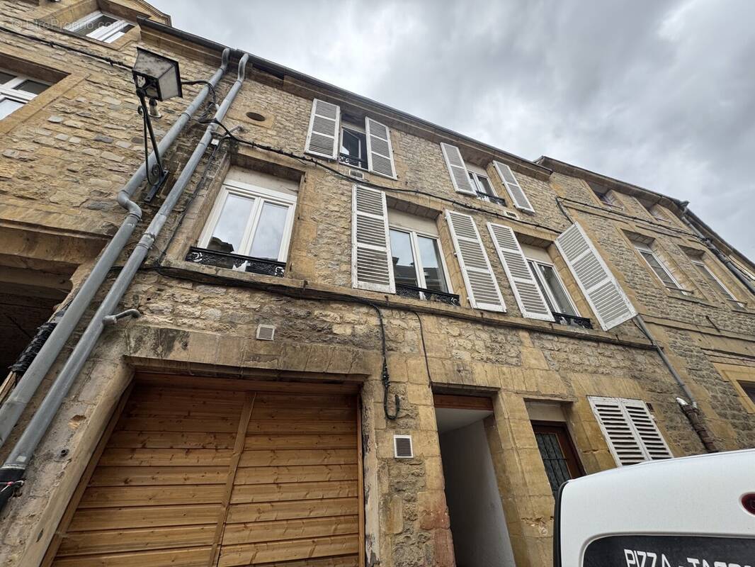 Appartement à CHARLEVILLE-MEZIERES