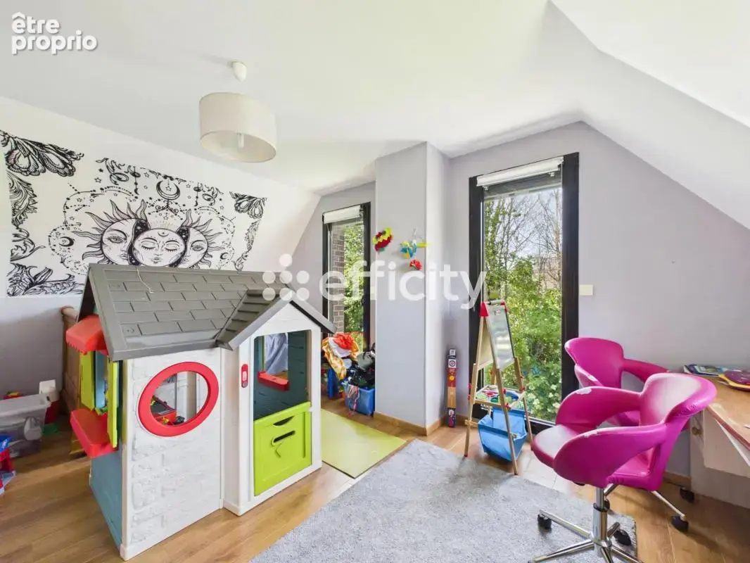 Maison 220 m² à Lesquin  - photo 13