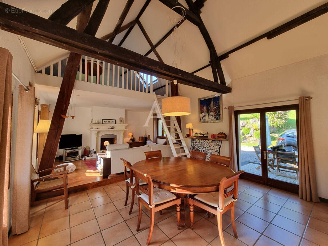 Maison à NEUFCHATEL-HARDELOT