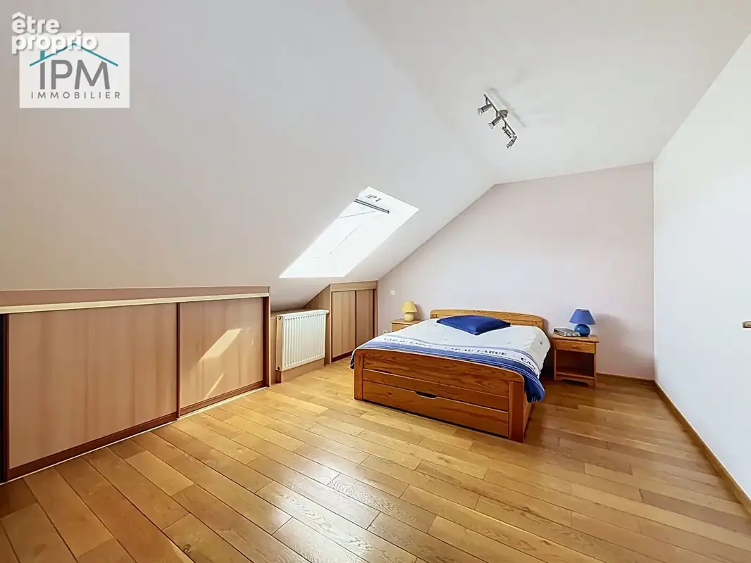 Duplex au dernier étage avec balcon, garage, cave et parking à Obernai - acheter - IPM Immobilier - photo 9