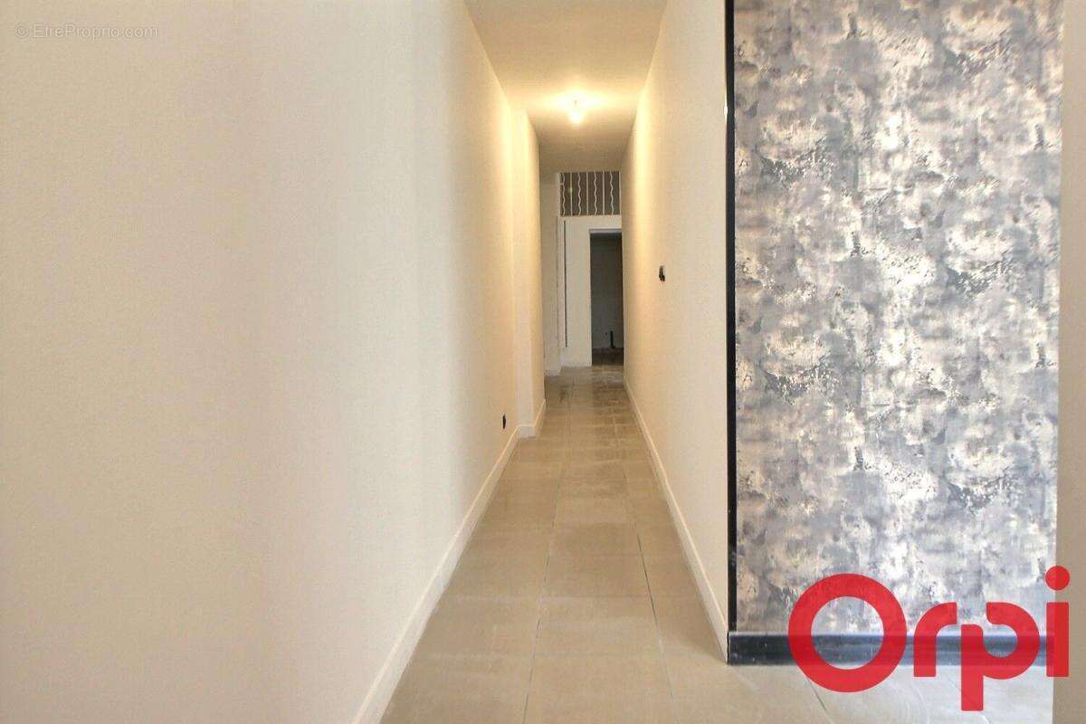 Commerce à MARSEILLE-15E