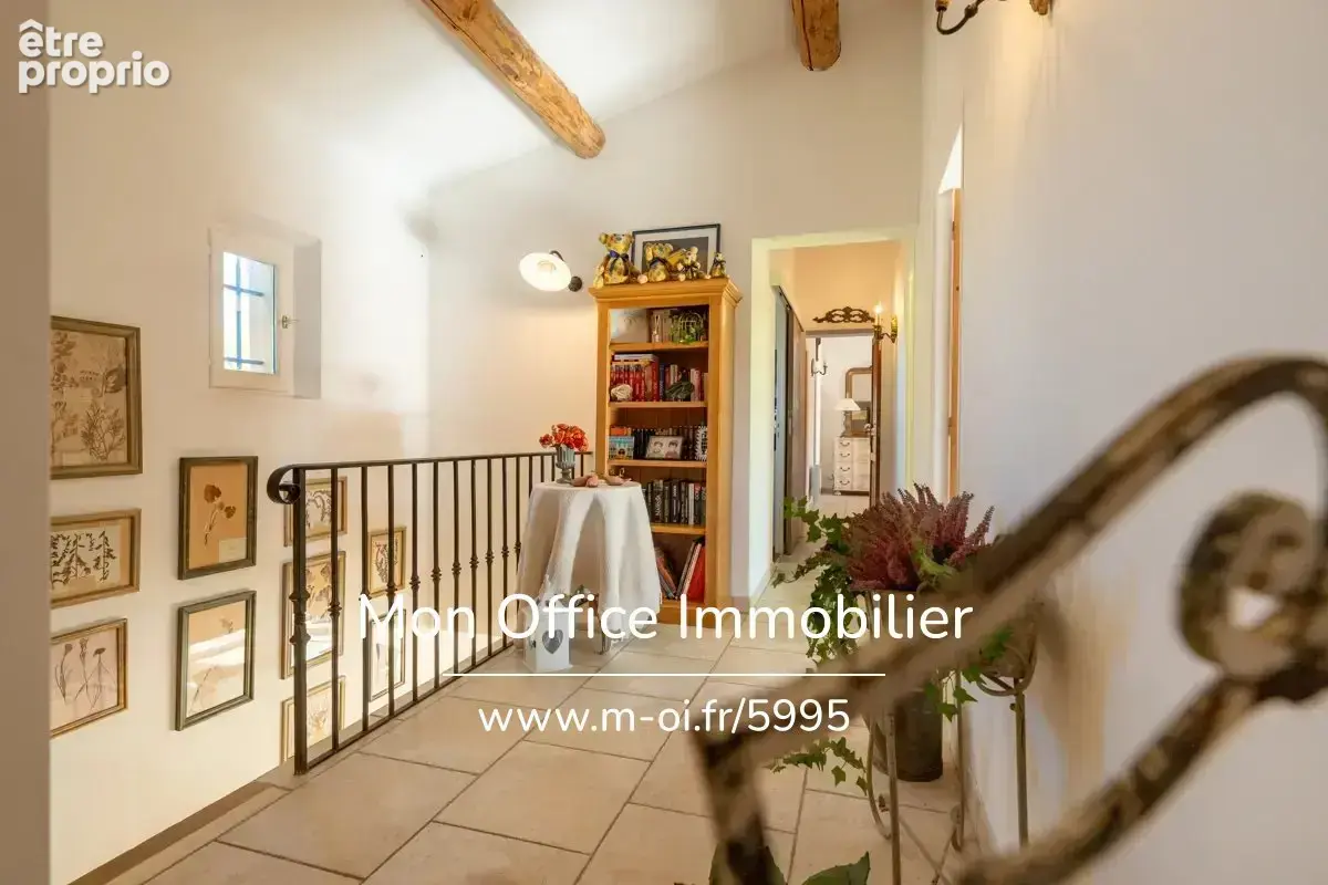 Référence : 6956-VCL - Belle Bastide - Jolie vue - 15 minutes d'Aix en Provence - photo 15