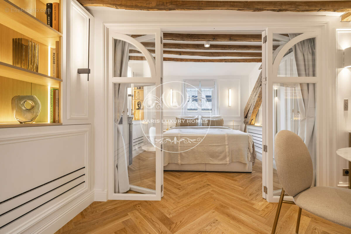 Sublime pied à terre à Paris 6ème ! - photo 21