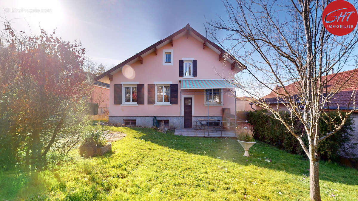 Maison à NAVENNE