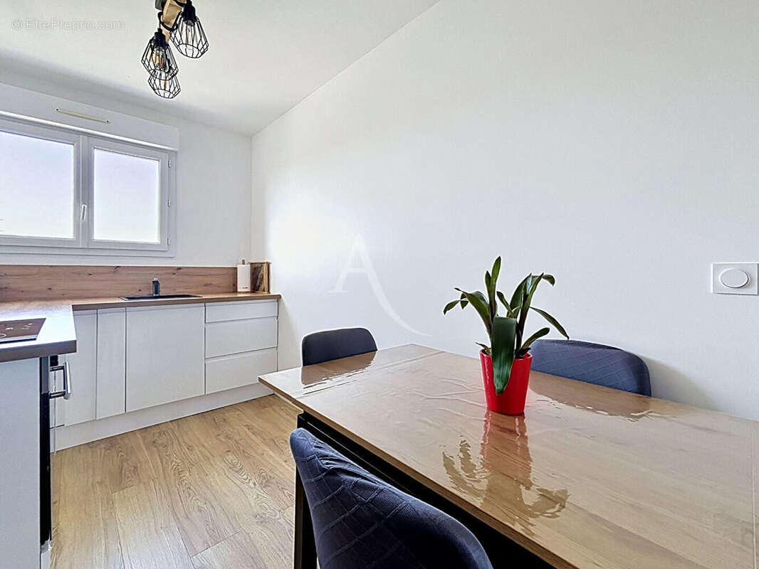 Appartement Laval 3 pièce(s) 54.22 m2 - photo 6