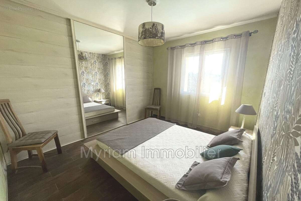 Maison 5 pièces 161 m² à vendre à Saint-Cezaire-Sur-Siagne (06530) - photo 8
