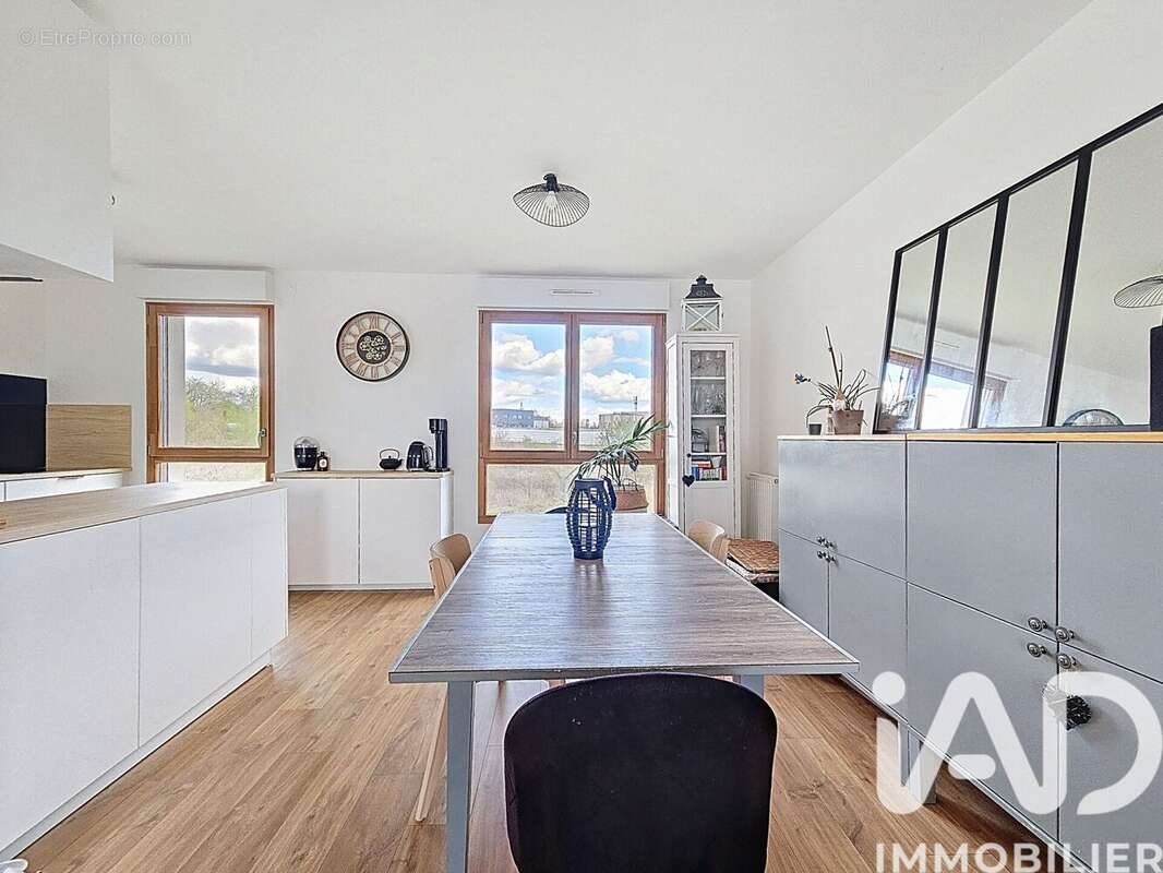 Photo 2 - Appartement à ARPAJON