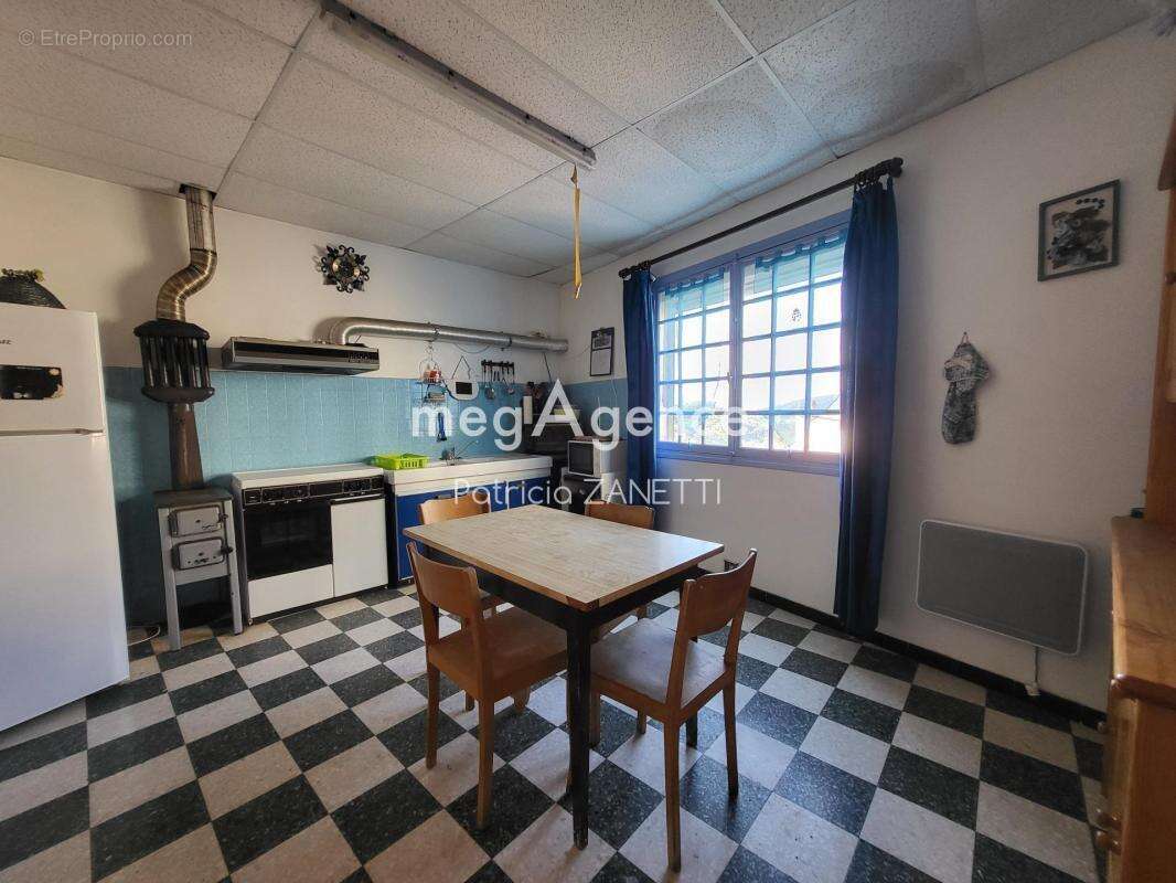 Maison 2 chambres, véranda, terrasse et garage - photo 2