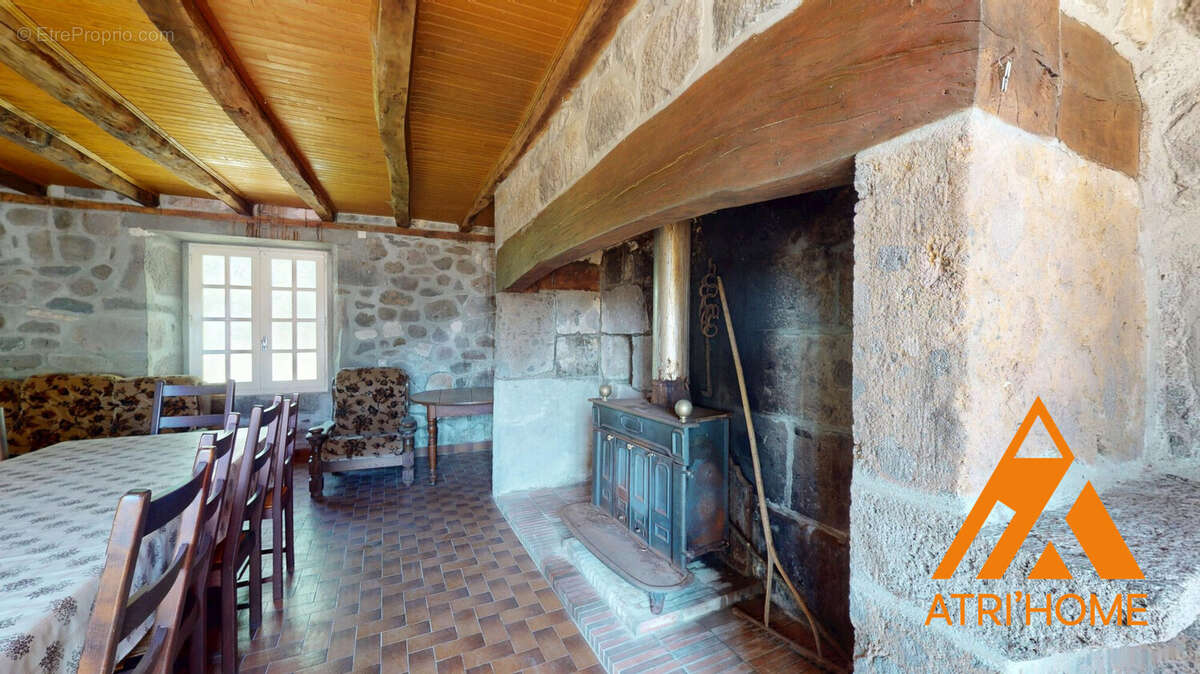 Maison 107 m² à Raulhac  - photo 6