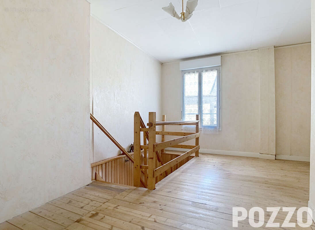 A Vendre - La Boussac - Maison 4 pièce(s) 95 m² - photo 8