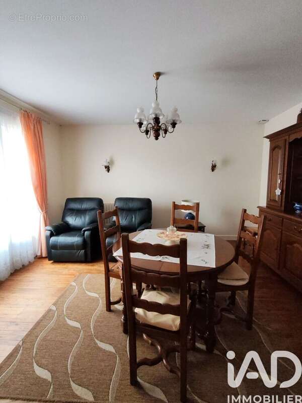 Photo 2 - Maison à SAINT-SULPICE-DE-ROYAN