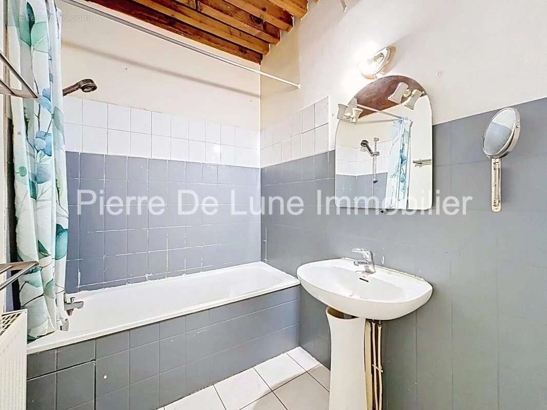 Lyon 2 – rue neuve – t3 à rénover au cœur de la presqu’île - photo 11