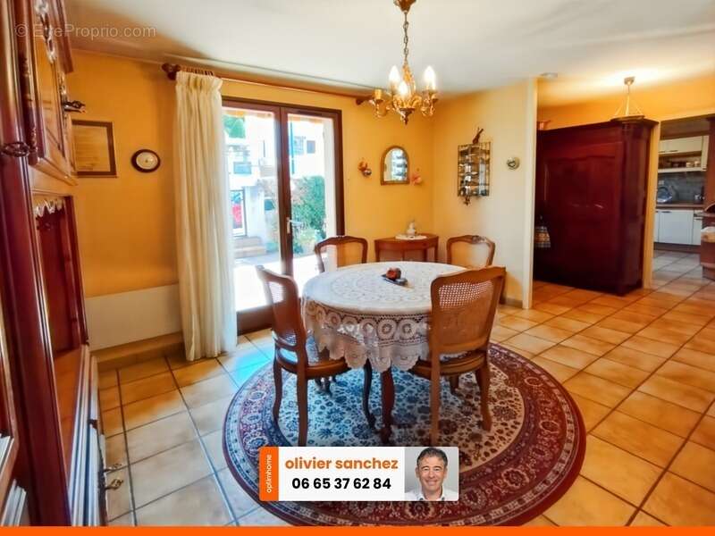 Maison à CLERMONT-FERRAND