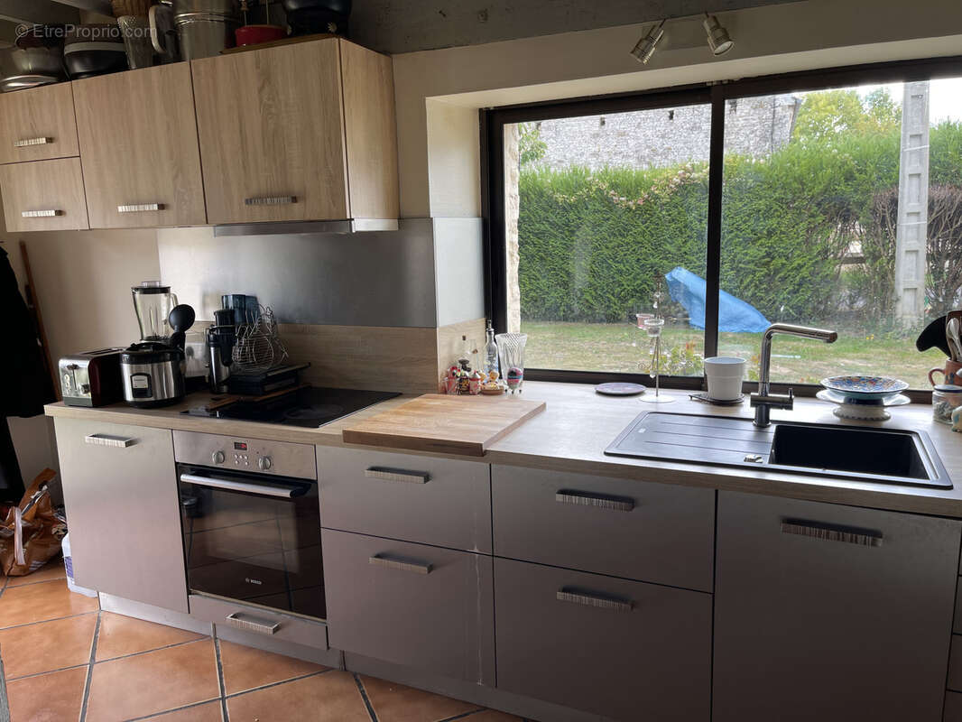 Maison à FONTAINE-LES-BASSETS