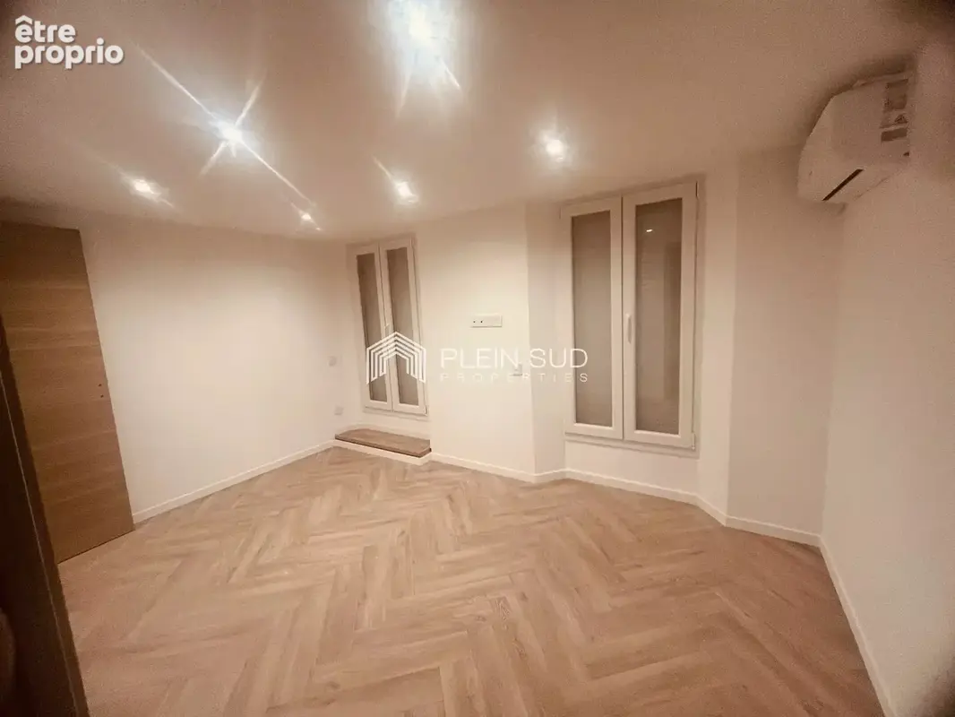 Cannes, superbe appartement 5 pièces. Immeuble Art deco - photo 15