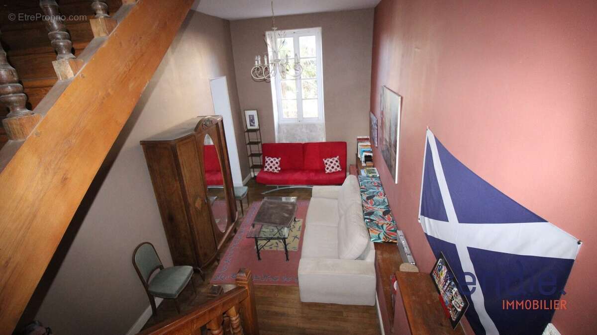 Maison à MEHUN-SUR-YEVRE