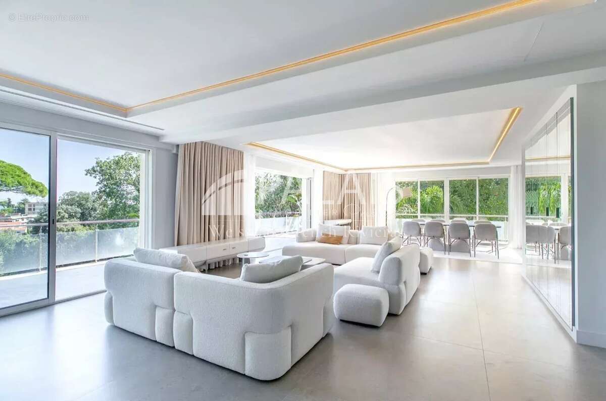 Maison à ANTIBES